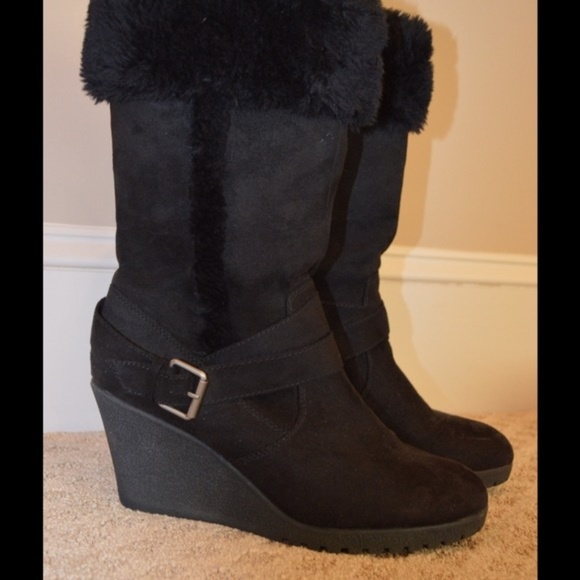 american eagle fur boots